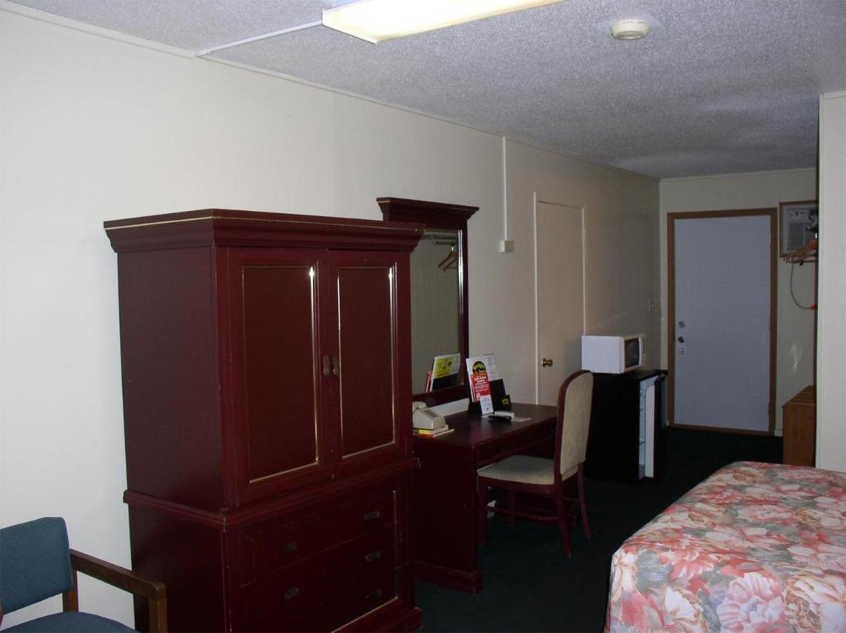 Budget Motel